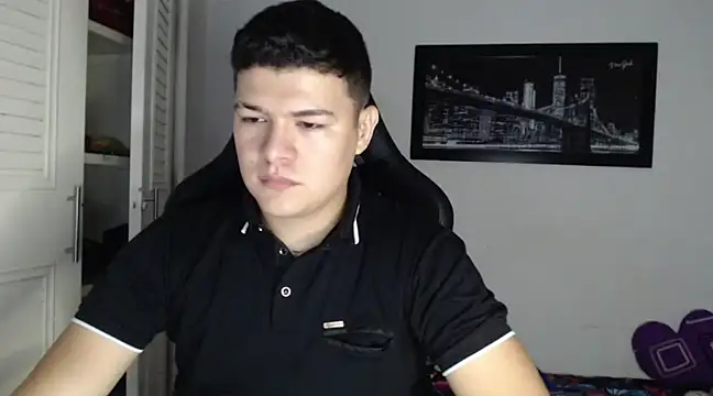 Snapshot of Plug_Control chatting on 29, 12, 2024 Plug Control online show from 29, 12, 2024