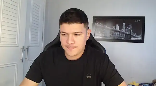 Snapshot of Plug_Control chatting on 3, 1, 2025 Plug Control online show from 3, 1, 2025