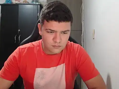 Snapshot of Plug_Control chatting on 27, 2, 2025 Plug Control online show from 27, 2, 2025