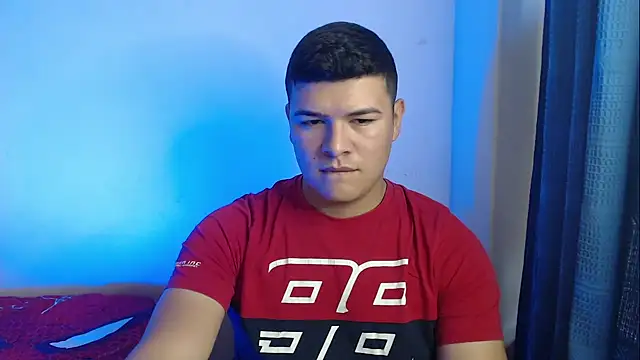 Snapshot of Plug_Control chatting on 18, 10, 2025 Plug Control online show from 18, 10, 2025