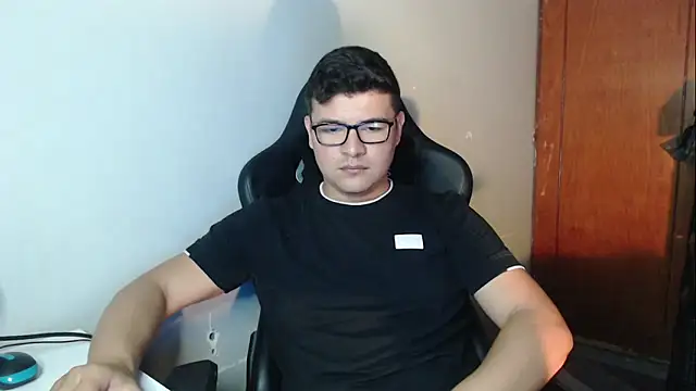 Plug Control online show from 18, 12, 2025