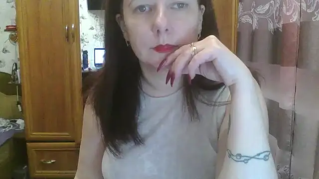 SophieNightAh online show from 3, 2, 2025