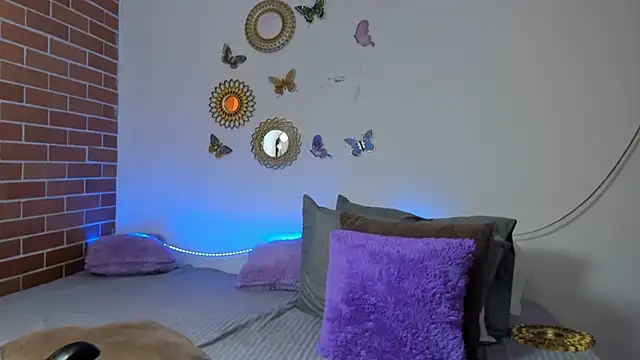 maja hills online show from 15, 1, 2025