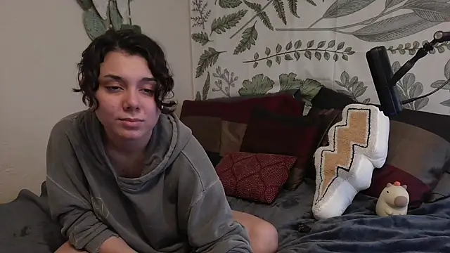 punkpuppy  online show from 6, 1, 2025