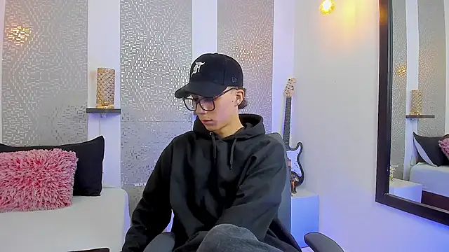 Nikolay Gregori online show from 22, 1, 2025