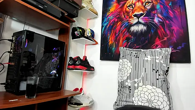 Pantera black 21 online show from 18, 2, 2025