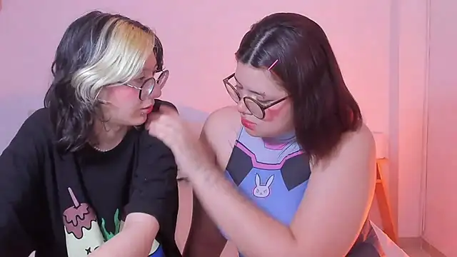 Snapshot of Gaby_Danna chatting on 11, 3, 2025 Gaby Danna online show from 11, 3, 2025