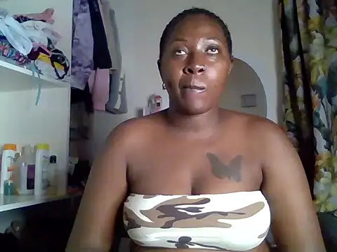 Snapshot of choco_dimples chatting on 29, 1, 2025 choco dimples online show from 29, 1, 2025