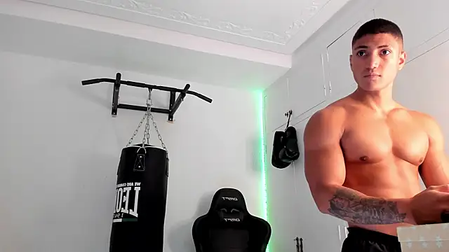 Snapshot of dan01_ chatting on 16, 9, 2025 dan01 online show from 16, 9, 2025