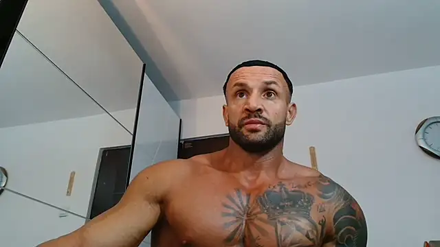 Snapshot of Magnificmuscles89 chatting on 24, 6, 2026 Magnificmuscles89 online show from 24, 6, 2026
