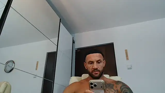 Snapshot of Magnificmuscles89 chatting on 26, 6, 2026 Magnificmuscles89 online show from 26, 6, 2026