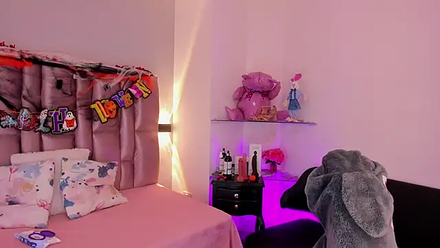 Snapshot of NikyBrookss chatting on 8, 11, 2025 NikyBrookss online show from 8, 11, 2025