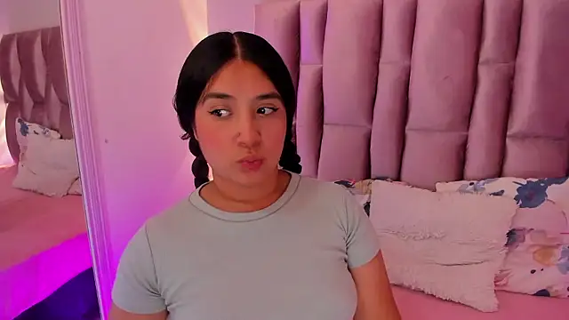 Snapshot of NikyBrookss chatting on 13, 1, 2026 NikyBrookss online show from 13, 1, 2026