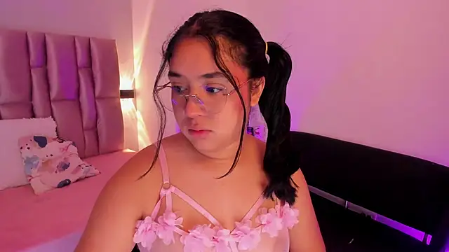 Snapshot of NikyBrookss chatting on 14, 3, 2026 NikyBrookss online show from 14, 3, 2026