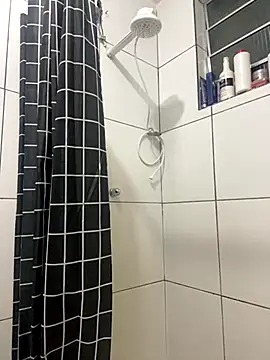 couple shy online show from 14, 10, 2025