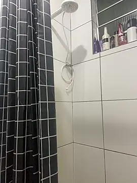 couple shy online show from 6, 1, 2026