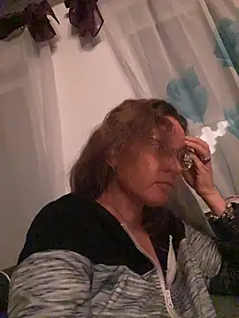 AnnikaRose online show from 28, 11, 2025