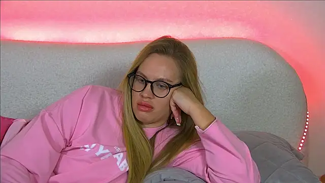 MariaNeumann online show from 25, 1, 2025