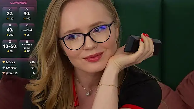 Snapshot of Chloe_Richardson chatting on 27, 2, 2025 Chloe Richardson online show from 27, 2, 2025