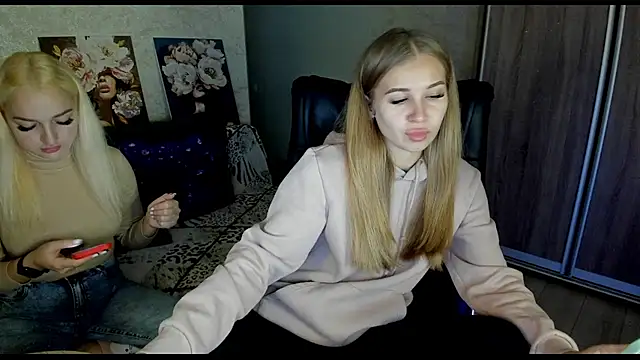  NigoNika online show from 10, 10, 2025