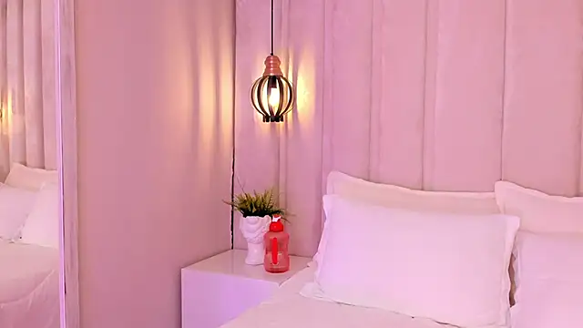 bonniekim  online show from 20, 2, 2025