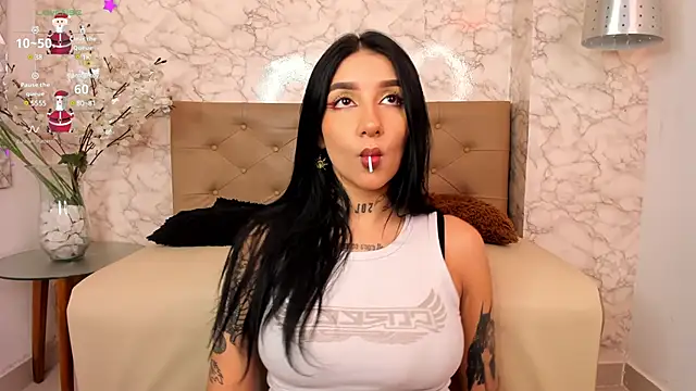 Leiaa  online show from 21, 12, 2024