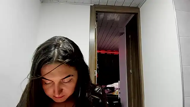 Sweet-Suck69 online show from 24, 1, 2025