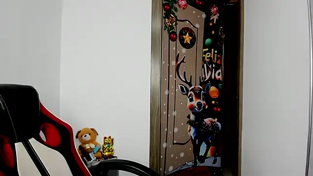 Sweet-Suck69 online show from 25, 1, 2025