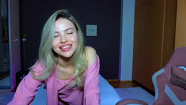 EmmyMills online show from 12, 2, 2025