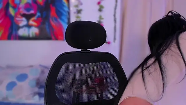 BellaHarllow online show from 5, 12, 2024