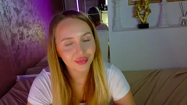 Snapshot of lexy_a chatting on 17, 12, 2025 lexy a online show from 17, 12, 2025