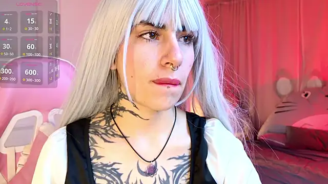 Snapshot of _Artemisa_X chatting on 14, 10, 2025 Artemisa X online show from 14, 10, 2025