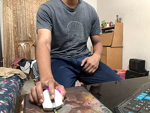 Zeuhorny online show from 4, 12, 2024