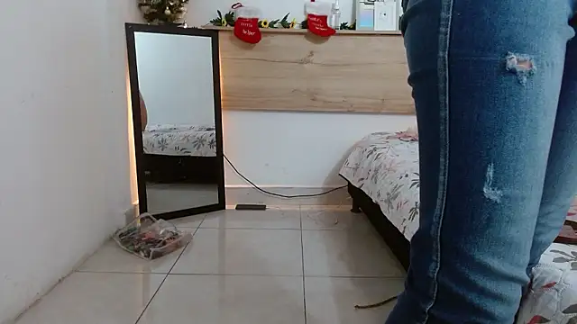 Snapshot of Zamu_1992 chatting on 1, 12, 2024 Zamu 1992 online show from 1, 12, 2024