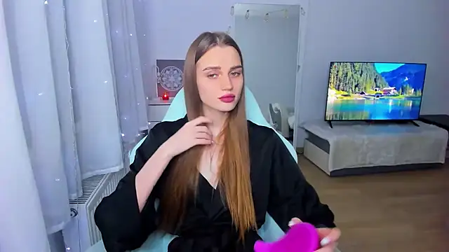 StellaLawless online show from 18, 12, 2024