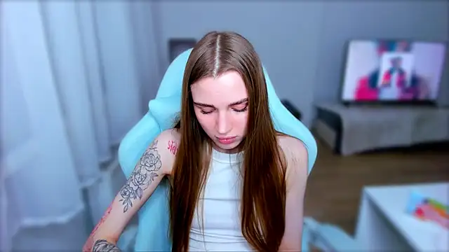 StellaLawless online show from 6, 3, 2025