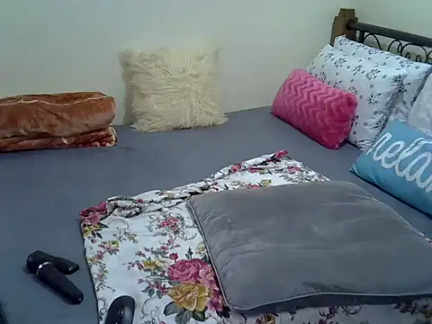 Sweet Bear online show from 27, 3, 2026