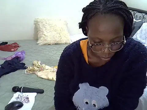 Snapshot of Sweet_Bear chatting on 30, 5, 2026 Sweet Bear online show from 30, 5, 2026