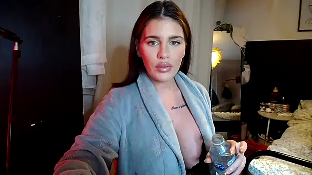 Snapshot of Bustyjessicalouu chatting on 28, 12, 2024 Bustyjessicalouu online show from 28, 12, 2024