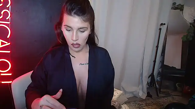 Snapshot of Bustyjessicalouu chatting on 5, 3, 2025 Bustyjessicalouu online show from 5, 3, 2025