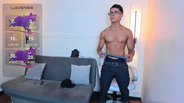 Snapshot of Paradise_boy_s chatting on 18, 12, 2025 Paradise boy s online show from 18, 12, 2025