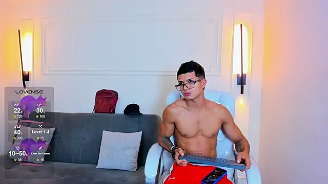 Snapshot of Paradise_boy_s chatting on 13, 1, 2026 Paradise boy s online show from 13, 1, 2026