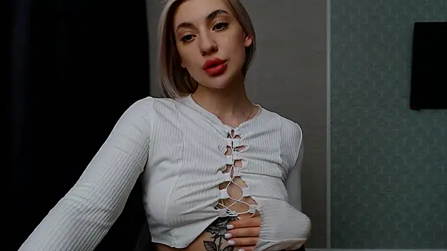 Snapshot of hot-sasha9 chatting on 17, 3, 2025 hot-sasha9 online show from 17, 3, 2025