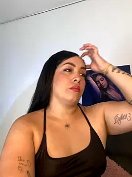 Snapshot of Sheeryl__ chatting on 26, 9, 2025 Sheeryl   online show from 26, 9, 2025