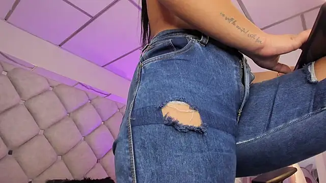 alessiaferry online show from 29, 9, 2025