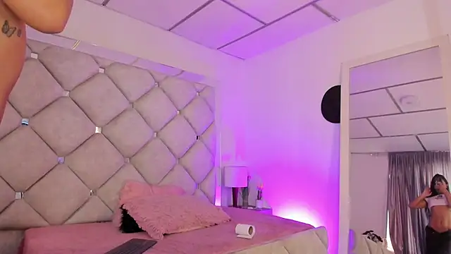 Snapshot of alessiaferry chatting on 2, 2, 2026 alessiaferry online show from 2, 2, 2026