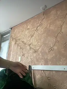 Snapshot of Miabonnett_ chatting on 6, 11, 2025 Miabonnett online show from 6, 11, 2025