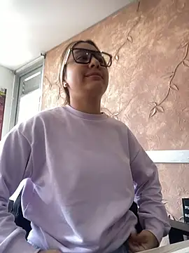 Snapshot of Miabonnett_ chatting on 14, 12, 2025 Miabonnett online show from 14, 12, 2025