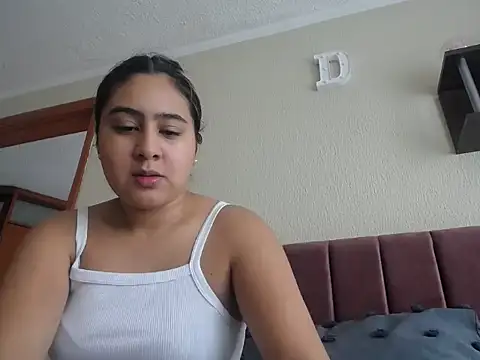 Miabonnett  online show from 17, 2, 2026