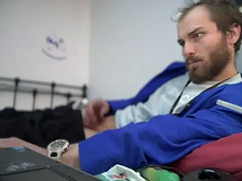 pervy devil online show from 18, 12, 2024